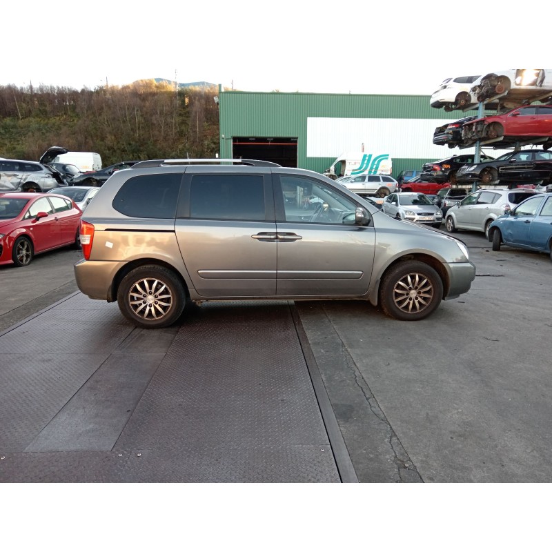 kia carnival / grand carnival iii (vq) del año 2011