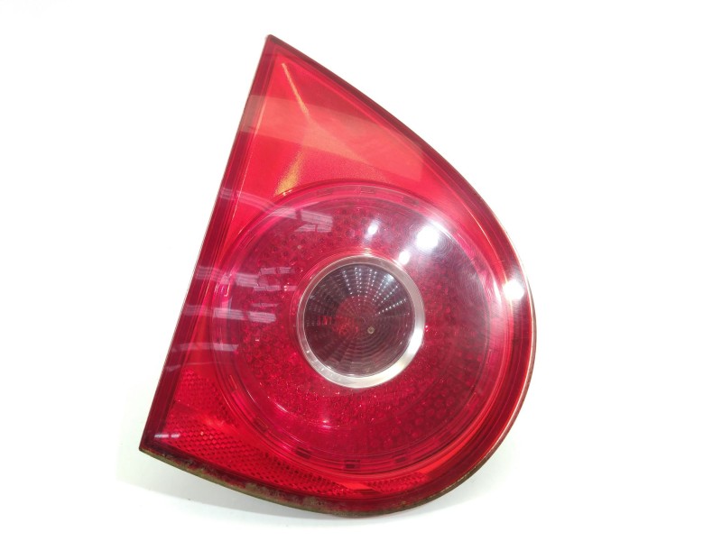 Recambio de piloto trasero izquierdo en porton para volkswagen golf v berlina (1k1) highline referencia OEM IAM 1K6945093G  