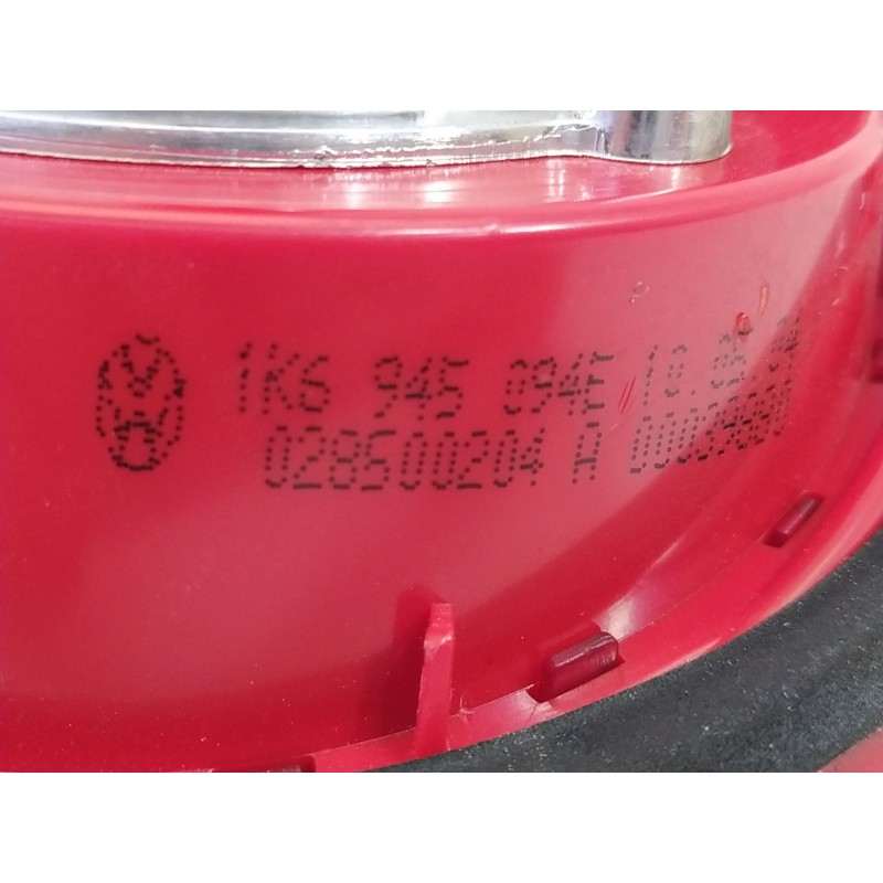 Recambio de piloto trasero derecho en porton para volkswagen golf v berlina (1k1) highline referencia OEM IAM 1K6945094E  