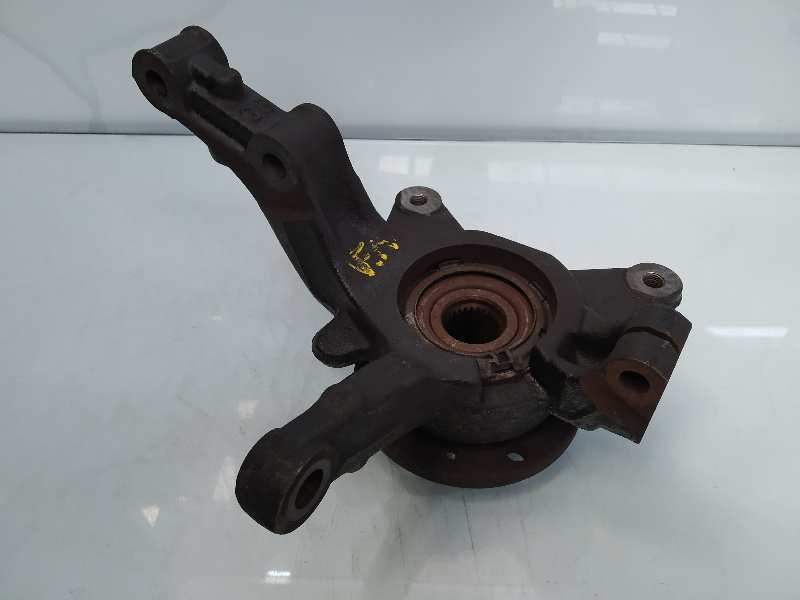 Recambio de mangueta delantera izquierda para renault kangoo expression referencia OEM IAM 8200755585  
