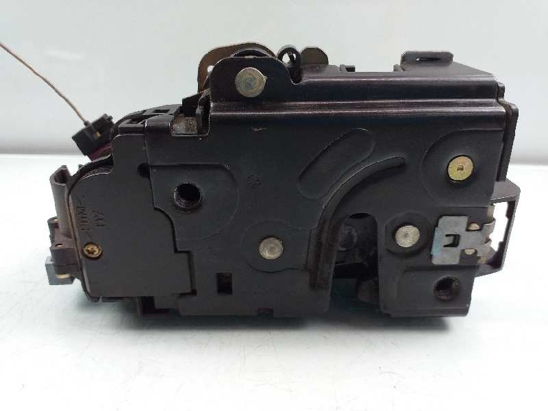 Recambio de cerradura puerta delantera derecha para seat altea (5p1) hot referencia OEM IAM 3D1837016  