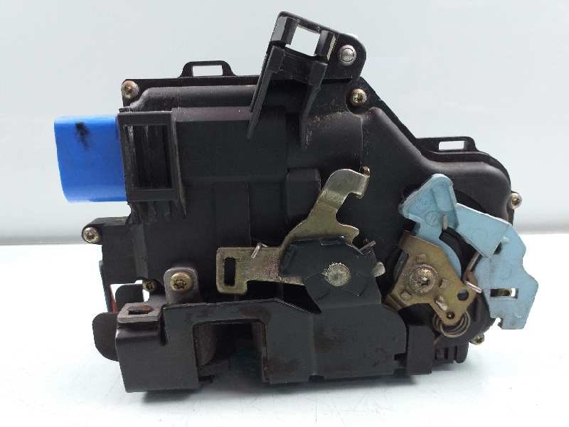 Recambio de cerradura puerta delantera derecha para seat altea (5p1) hot referencia OEM IAM 3D1837016  