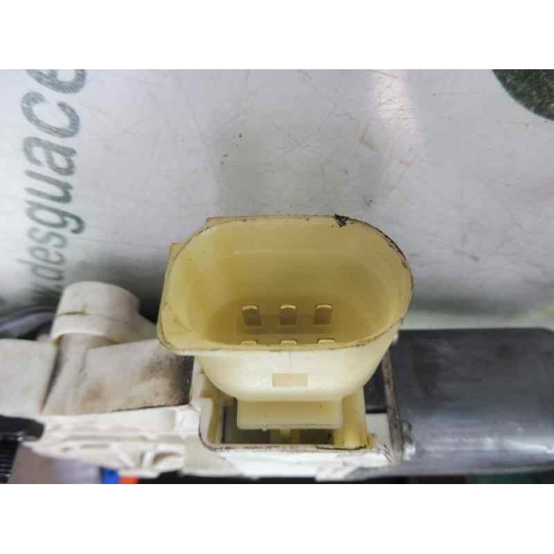 Recambio de elevalunas delantero izquierdo para bmw serie 1 berlina (e81/e87) 118d referencia OEM IAM 7067795 7138465 6927027