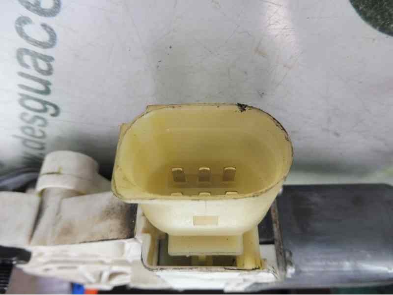 Recambio de elevalunas delantero izquierdo para bmw serie 1 berlina (e81/e87) 118d referencia OEM IAM 7067795 7138465 6927027