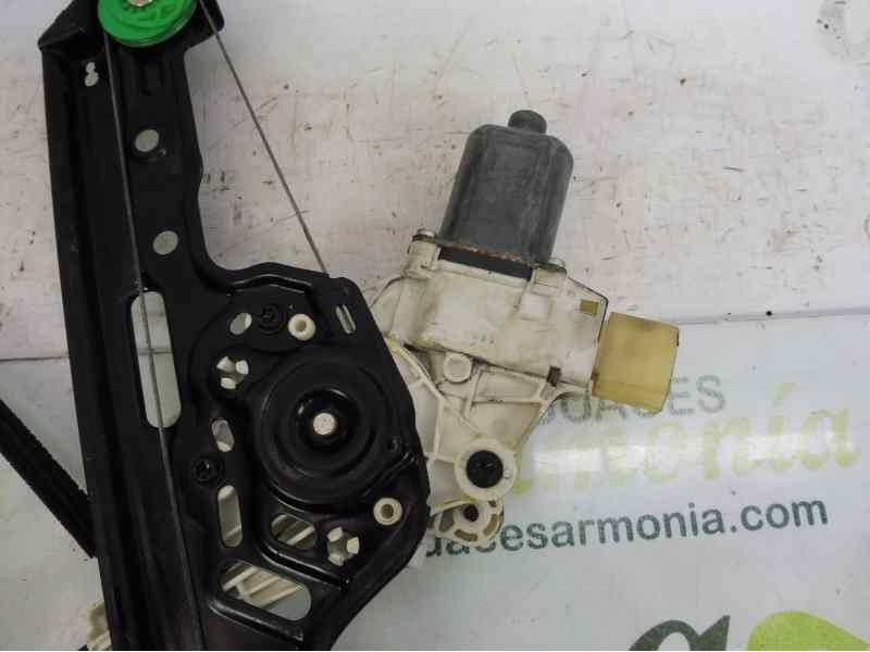 Recambio de elevalunas delantero izquierdo para bmw serie 1 berlina (e81/e87) 118d referencia OEM IAM 7067795 7138465 6927027