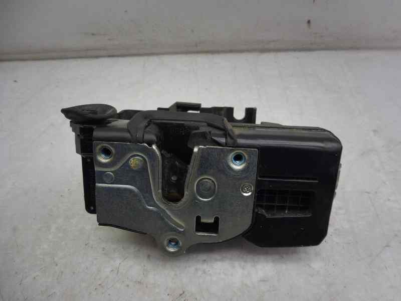 Recambio de cerradura puerta trasera derecha para chevrolet captiva 2.0 vcdi lt referencia OEM IAM AQ46818  