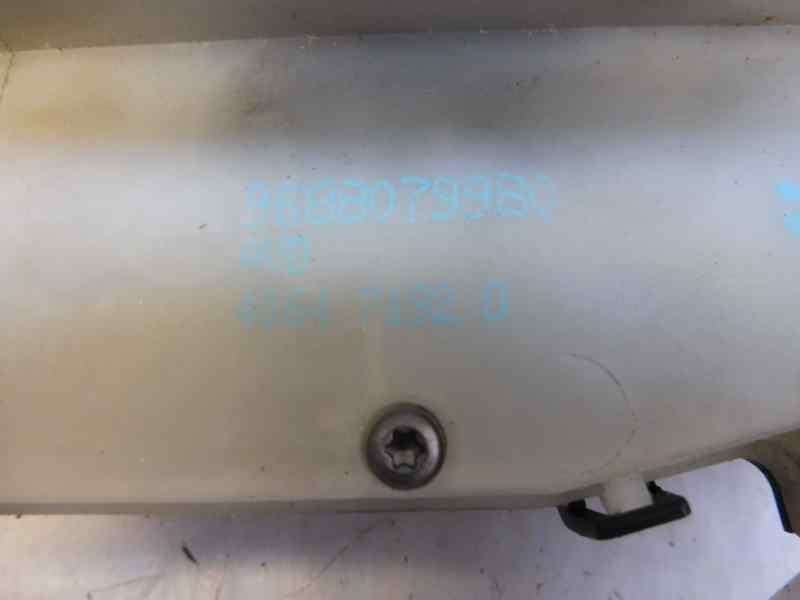 Recambio de cerradura puerta delantera derecha para peugeot 208 allure referencia OEM IAM 9688079980  