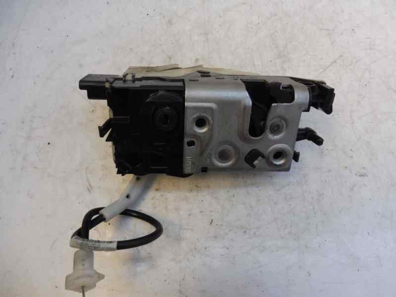 Recambio de cerradura puerta delantera derecha para peugeot 208 allure referencia OEM IAM 9688079980  