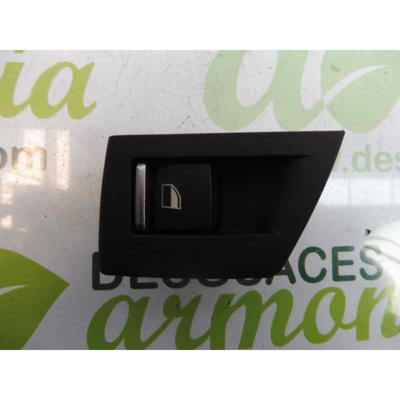 Recambio de mando elevalunas trasero derecho para bmw serie 5 touring (f11) m550d xdrive referencia OEM IAM 924194901  