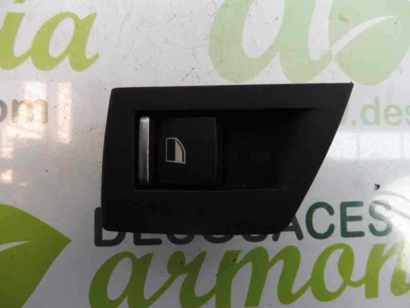 Recambio de mando elevalunas trasero derecho para bmw serie 5 touring (f11) m550d xdrive referencia OEM IAM 924194901  