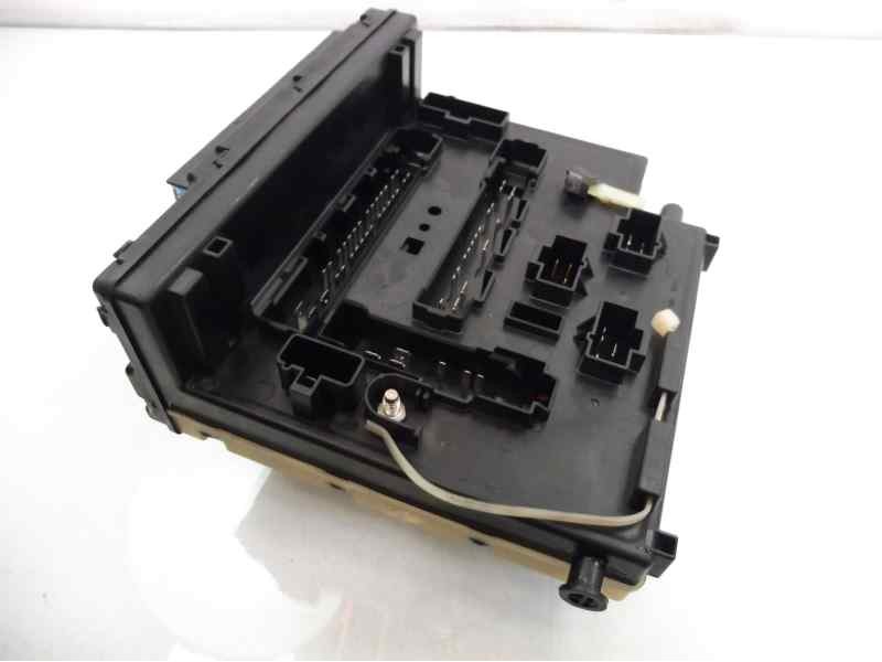 Recambio de caja reles / fusibles para ford escort berl./turnier atlanta ghia berlina referencia OEM IAM 97AG14A073DB  