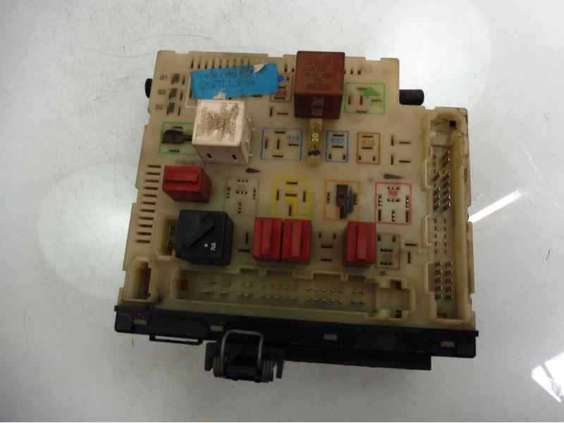 Recambio de caja reles / fusibles para ford escort berl./turnier atlanta ghia berlina referencia OEM IAM 97AG14A073DB  
