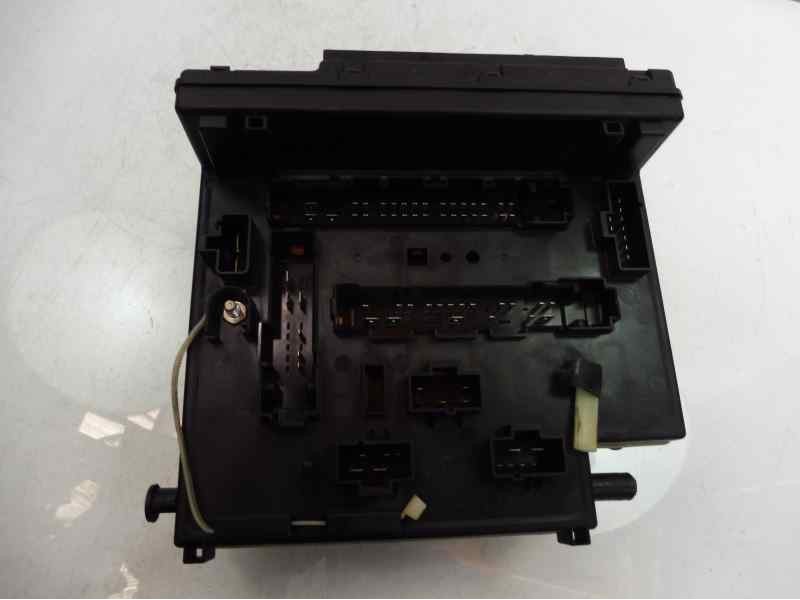 Recambio de caja reles / fusibles para ford escort berl./turnier atlanta ghia berlina referencia OEM IAM 97AG14A073DB  