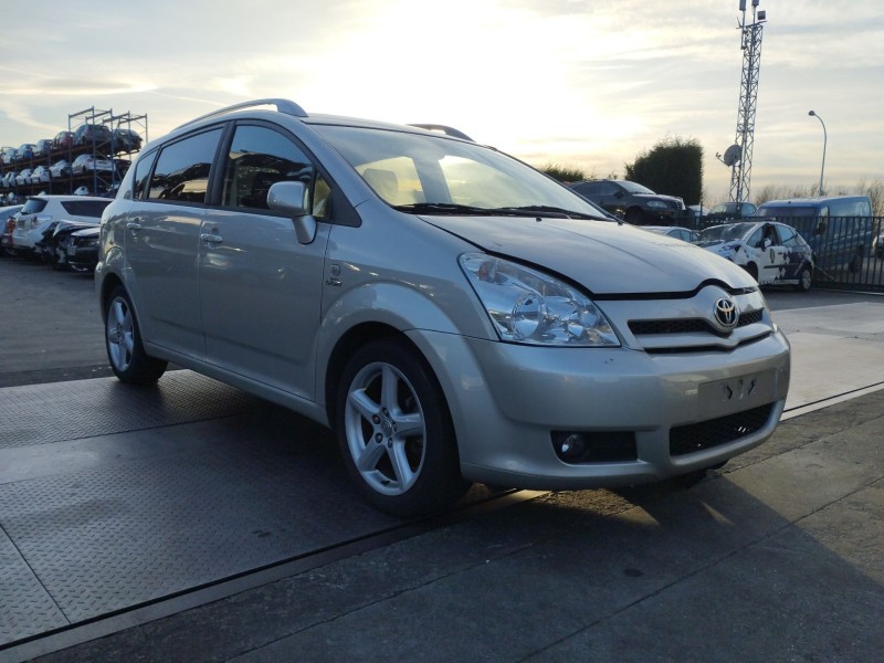 toyota corolla verso (r1) del año 2007