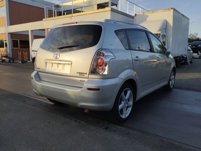 toyota corolla verso (r1) del año 2007