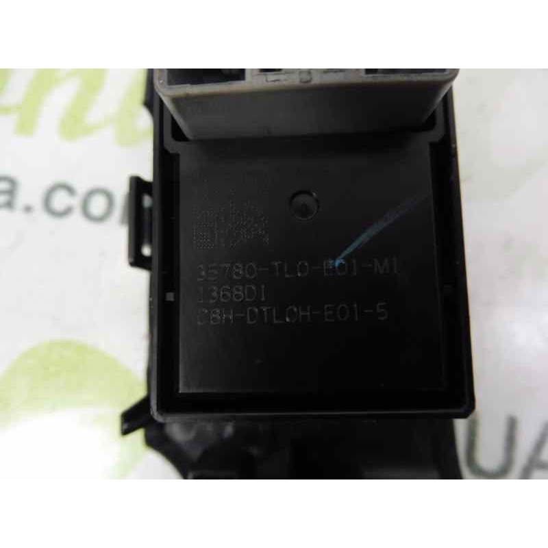 Recambio de mando elevalunas trasero izquierdo para honda accord berlina (cu) executive referencia OEM IAM 35780TL0E01  