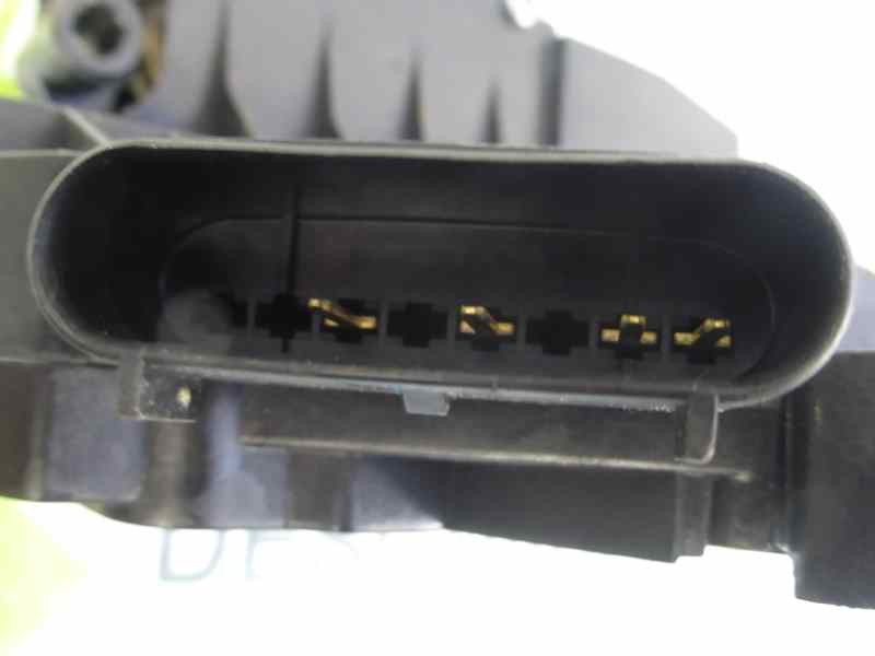 Recambio de cerradura puerta delantera derecha para ford fiesta (cb1) trend referencia OEM IAM 8A6AA21812BC  