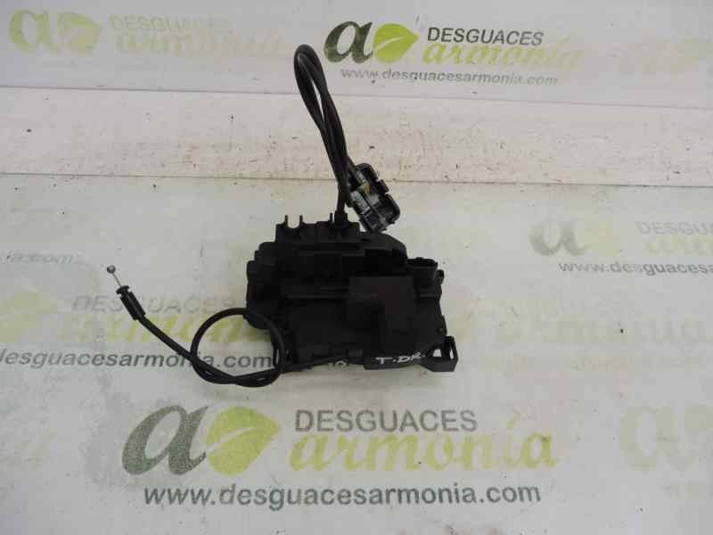 Recambio de cerradura puerta trasera derecha para renault clio iii emotion referencia OEM IAM   