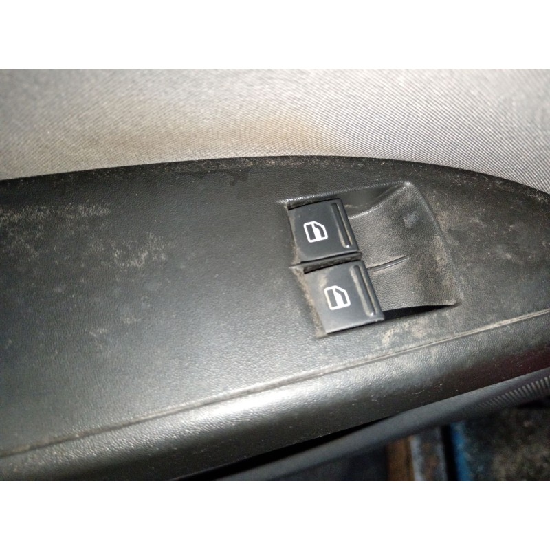 Recambio de mando elevalunas delantero izquierdo para seat leon (1p1) 1.9 tdi referencia OEM IAM   