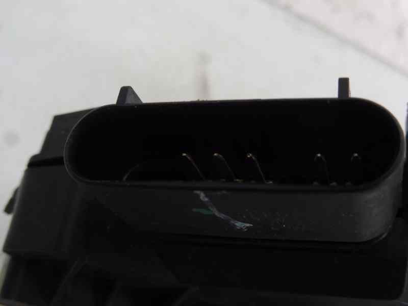 Recambio de cerradura puerta delantera izquierda para ford fiesta (cb1) trend referencia OEM IAM 8A6AA21813AF  