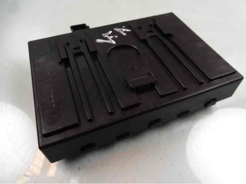 Recambio de caja reles / fusibles para ford b-max trend referencia OEM IAM DN1T15K600CD  