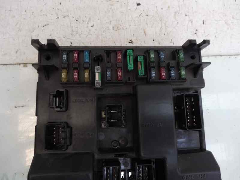 Recambio de caja reles / fusibles para peugeot 307 (s1) xr referencia OEM IAM 9651197780 K0200 9651197080