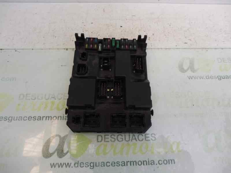 Recambio de caja reles / fusibles para peugeot 307 (s1) xr referencia OEM IAM 9651197780 K0200 9651197080
