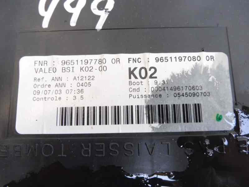 Recambio de caja reles / fusibles para peugeot 307 (s1) xr referencia OEM IAM 9651197780 K0200 9651197080