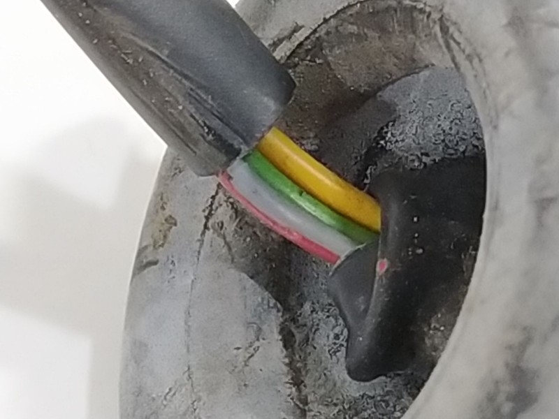 Recambio de retrovisor derecho para opel corsa d cmon referencia OEM IAM 6428248  