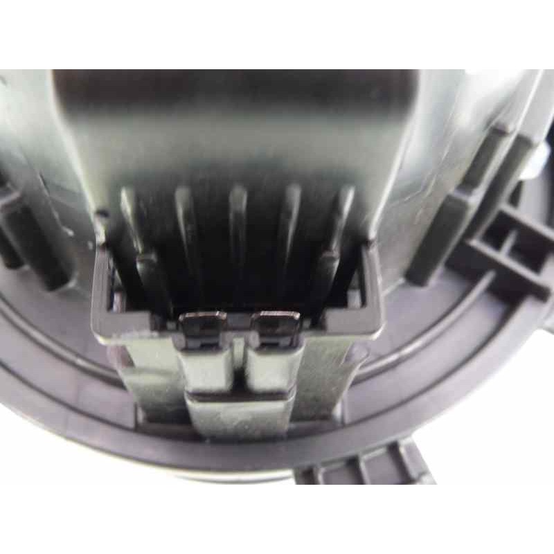 Recambio de ventilador calefaccion para citroën c5 station wagon 2.0 bluehdi 180 referencia OEM IAM L5771000  