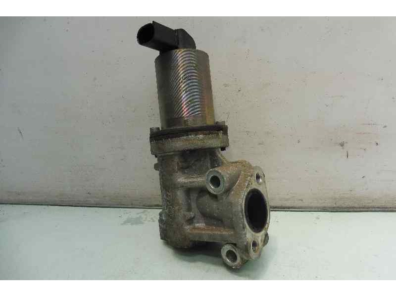 Recambio de valvula egr para hyundai i30 classic referencia OEM IAM 284102A120  