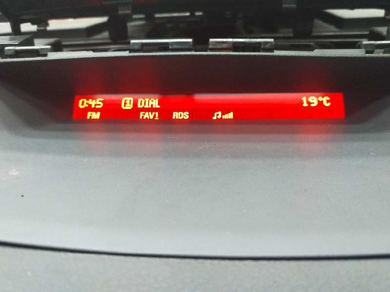 Recambio de pantalla multifuncion para opel meriva b design edition referencia OEM IAM 13390277 565412769 23500341