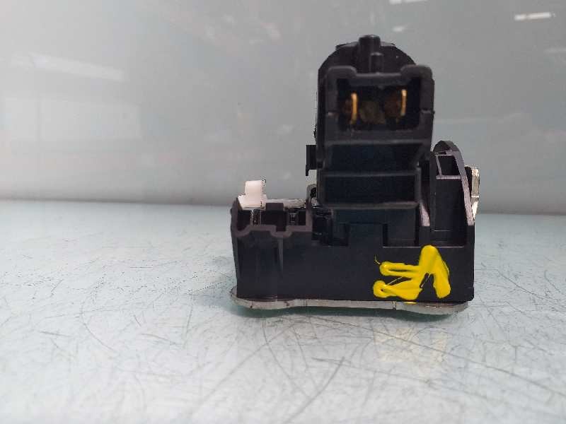 Recambio de cerradura puerta delantera derecha para dacia dokker essential referencia OEM IAM 805025267R  
