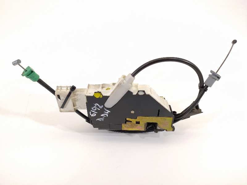 Recambio de cerradura puerta delantera derecha para citroën c4 berlina collection referencia OEM IAM 9683415980  