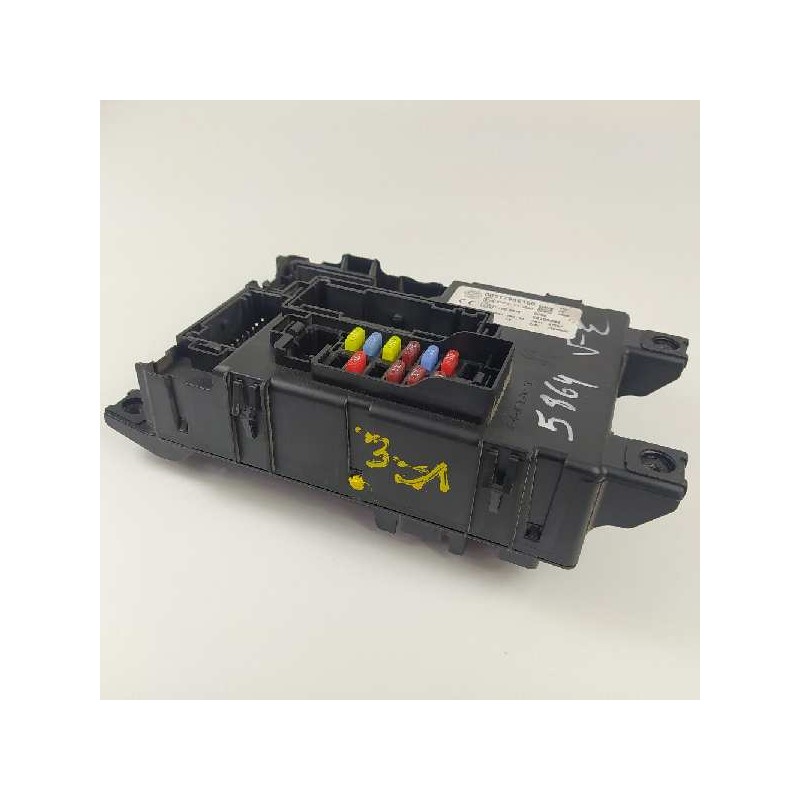 Recambio de caja reles / fusibles para fiat grande punto (199) 1.4 8v active referencia OEM IAM 517986150  28106881