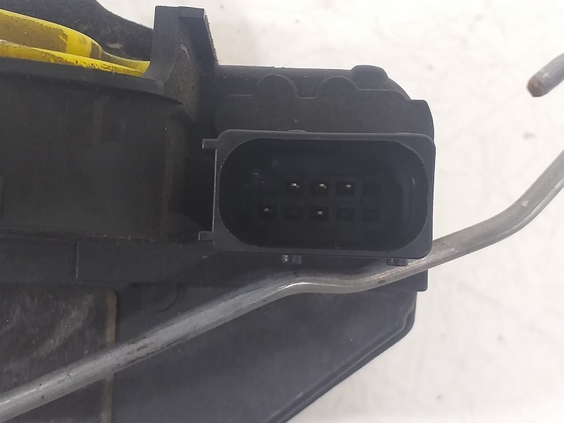 Recambio de cerradura puerta trasera izquierda para opel zafira (c) excellence start/stop referencia OEM IAM 13503821  