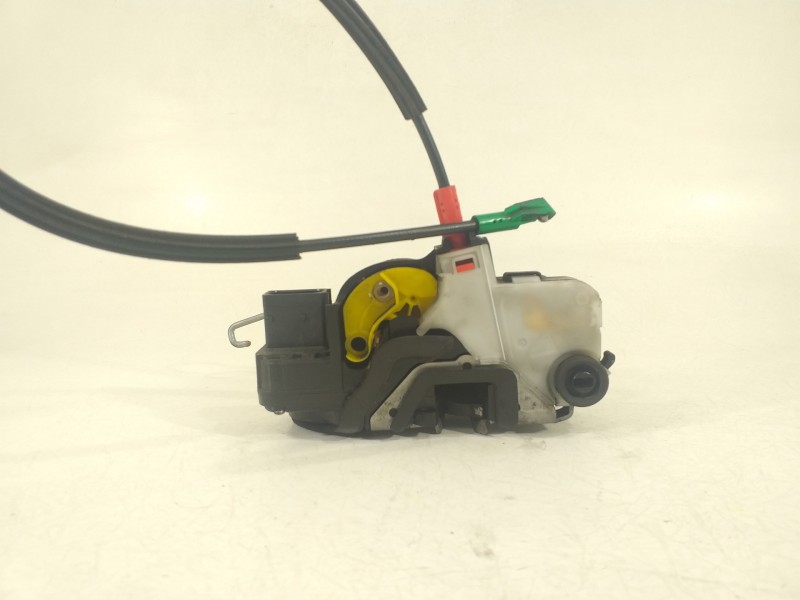 Recambio de cerradura puerta trasera izquierda para opel zafira (c) excellence start/stop referencia OEM IAM 13503821  