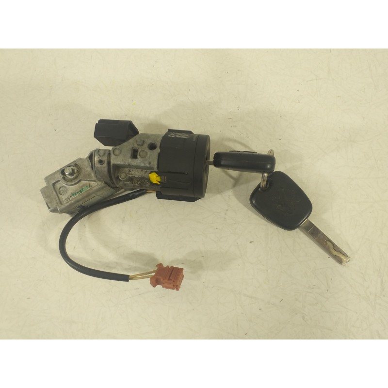 Recambio de conmutador de arranque para peugeot partner kasten 1.6 16v hdi referencia OEM IAM 9663123280  