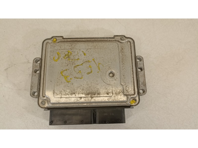 Recambio de centralita motor uce para opel zafira b cosmo referencia OEM IAM 55198922  
