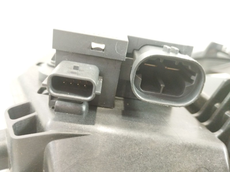 Recambio de electroventilador para nissan juke (f16) referencia OEM IAM 214810411R  A18111501A