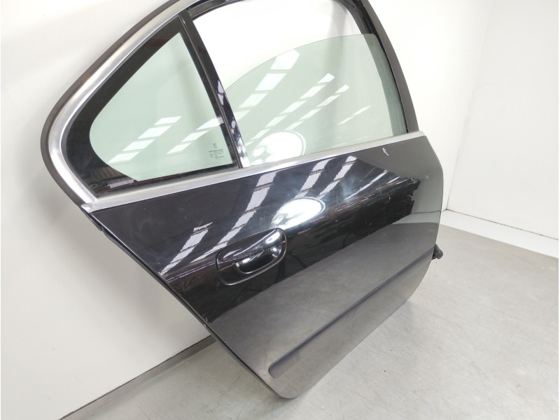 Recambio de puerta trasera derecha para peugeot 607 (s1) básico referencia OEM IAM   