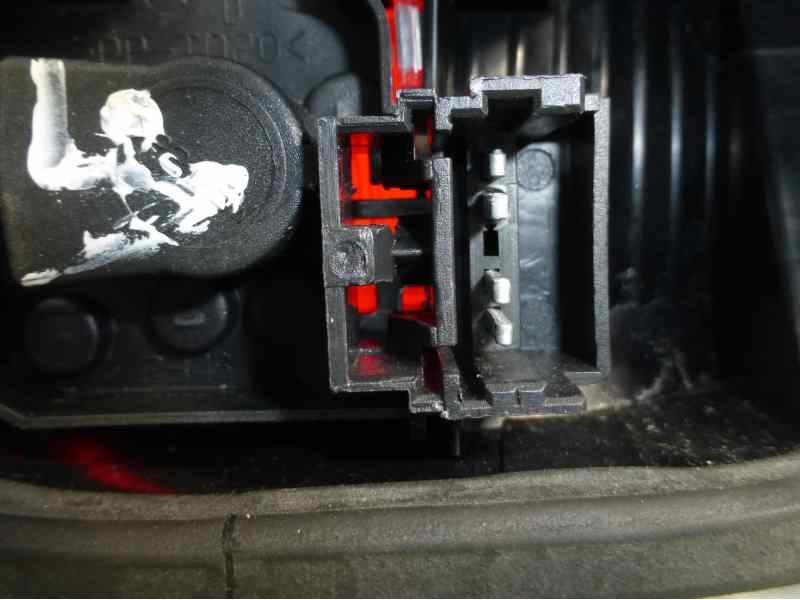 Recambio de piloto trasero derecho para renault laguna ii (bg0) authentique referencia OEM IAM 8200002474   Recambio de piloto trasero derecho para renault laguna ii (bg0) authentique referencia OEM IAM 8200002474