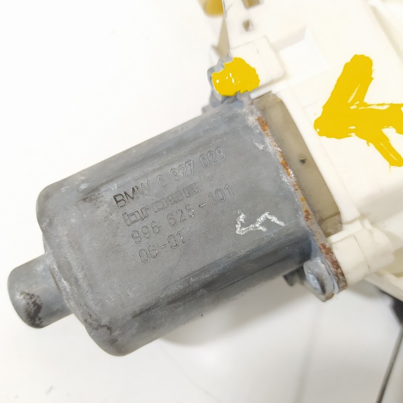 Recambio de elevalunas delantero derecho para bmw serie 1 berlina (e81/e87) 120d referencia OEM IAM 6927028 7067796 0130822227