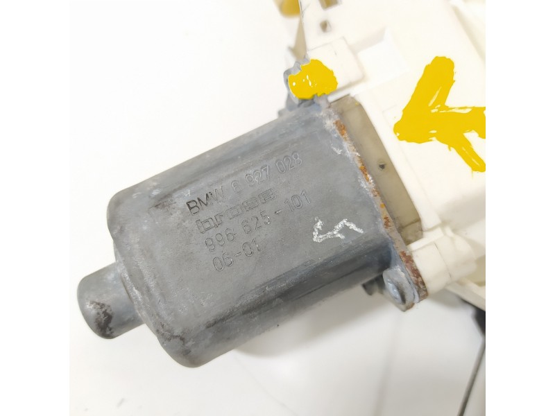 Recambio de elevalunas delantero derecho para bmw serie 1 berlina (e81/e87) 120d referencia OEM IAM 6927028 7067796 0130822227