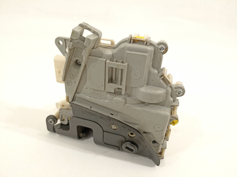 Recambio de cerradura puerta trasera derecha para seat leon (1p1) style copa referencia OEM IAM 1P0839016D  