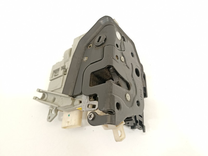 Recambio de cerradura puerta trasera derecha para seat leon (1p1) style copa referencia OEM IAM 1P0839016D  