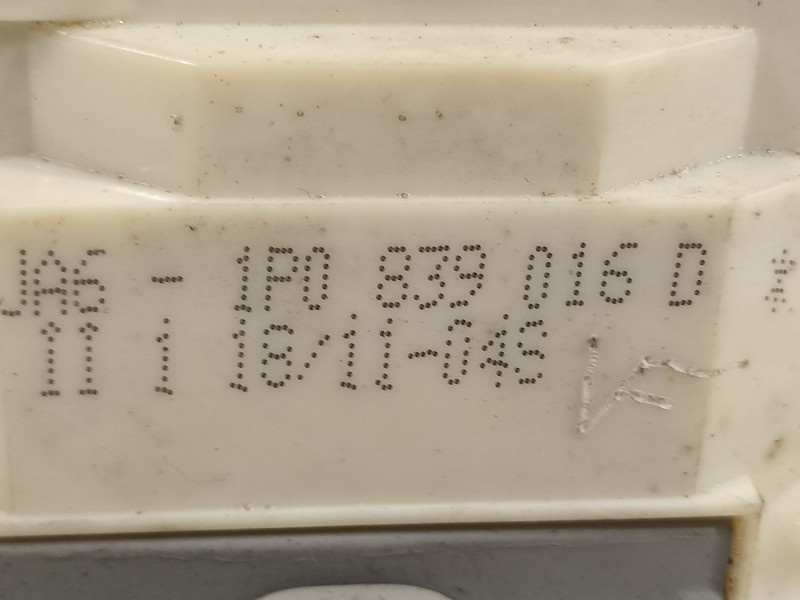 Recambio de cerradura puerta trasera derecha para seat leon (1p1) style copa referencia OEM IAM 1P0839016D  