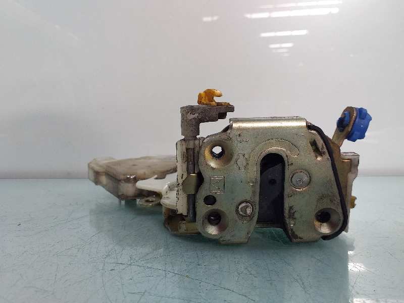 Recambio de cerradura puerta delantera izquierda para nissan terrano/terrano.ii (r20) avenue referencia OEM IAM 8055391L66  