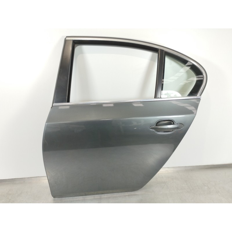 Recambio de puerta trasera izquierda para bmw serie 5 berlina (e60) 530d referencia OEM IAM 41527202341  