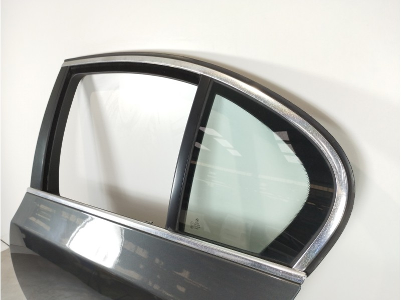 Recambio de puerta trasera izquierda para bmw serie 5 berlina (e60) 530d referencia OEM IAM 41527202341  